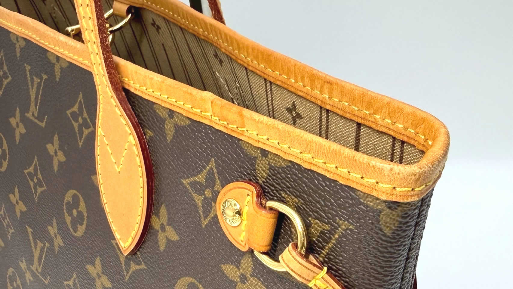 LOUIS VUITTON M41245 バッグ上部もキレイです