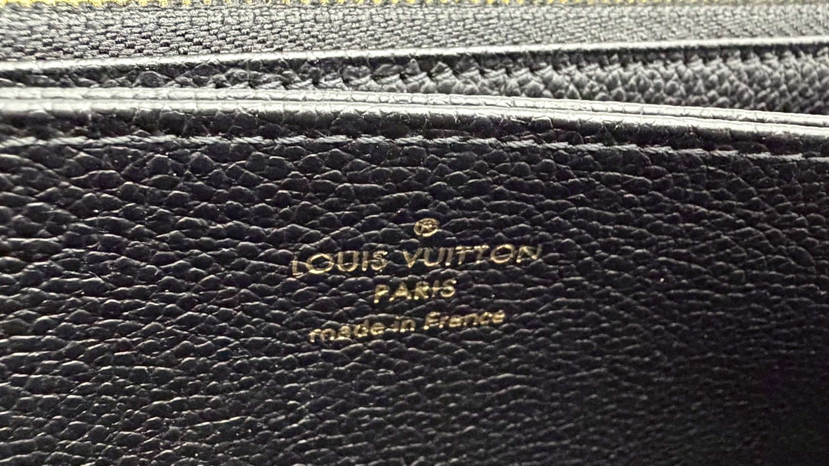 LOUIS VUITTON M80481 ウォレット　made in France